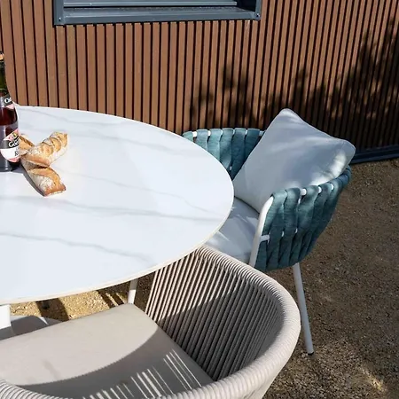 La Maison Chaplin, Modern For 4 People And Outdoor Area Nyaraló *