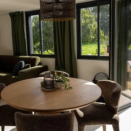 La Maison Chaplin, Modern For 4 People And Outdoor Area